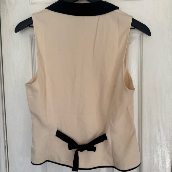 Reformation Vest - Picture 2 of 2